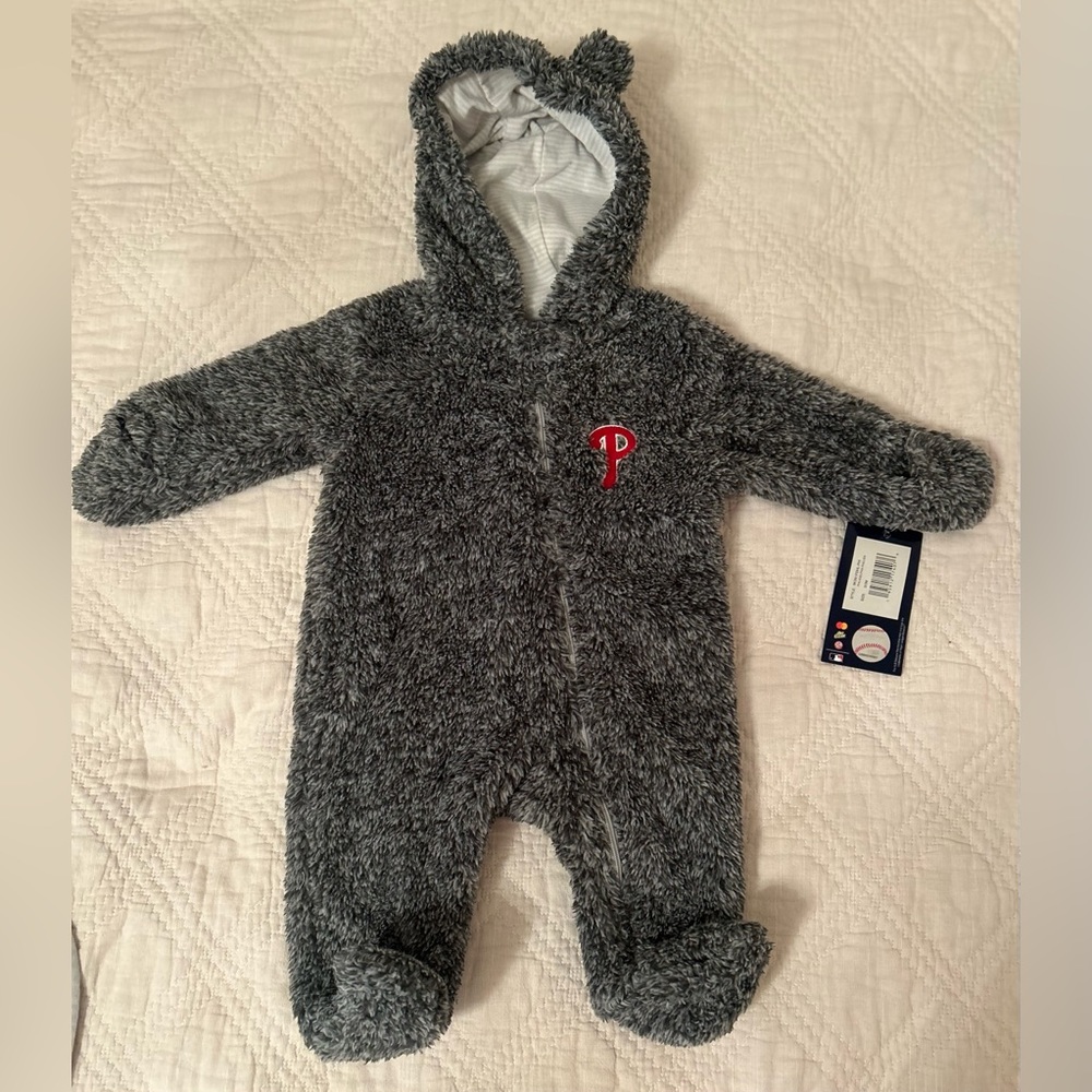 Philadelphia Phillies winter onesie NWT 0-3 months